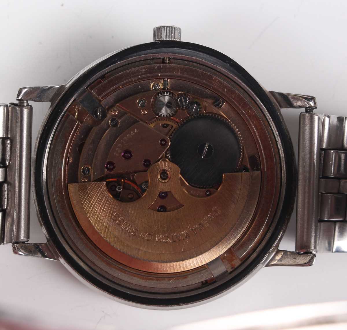 An Omega Seamaster De Ville Automatic steel circular cased gentleman's wristwatch, circa 1965, the - Bild 3 aus 8