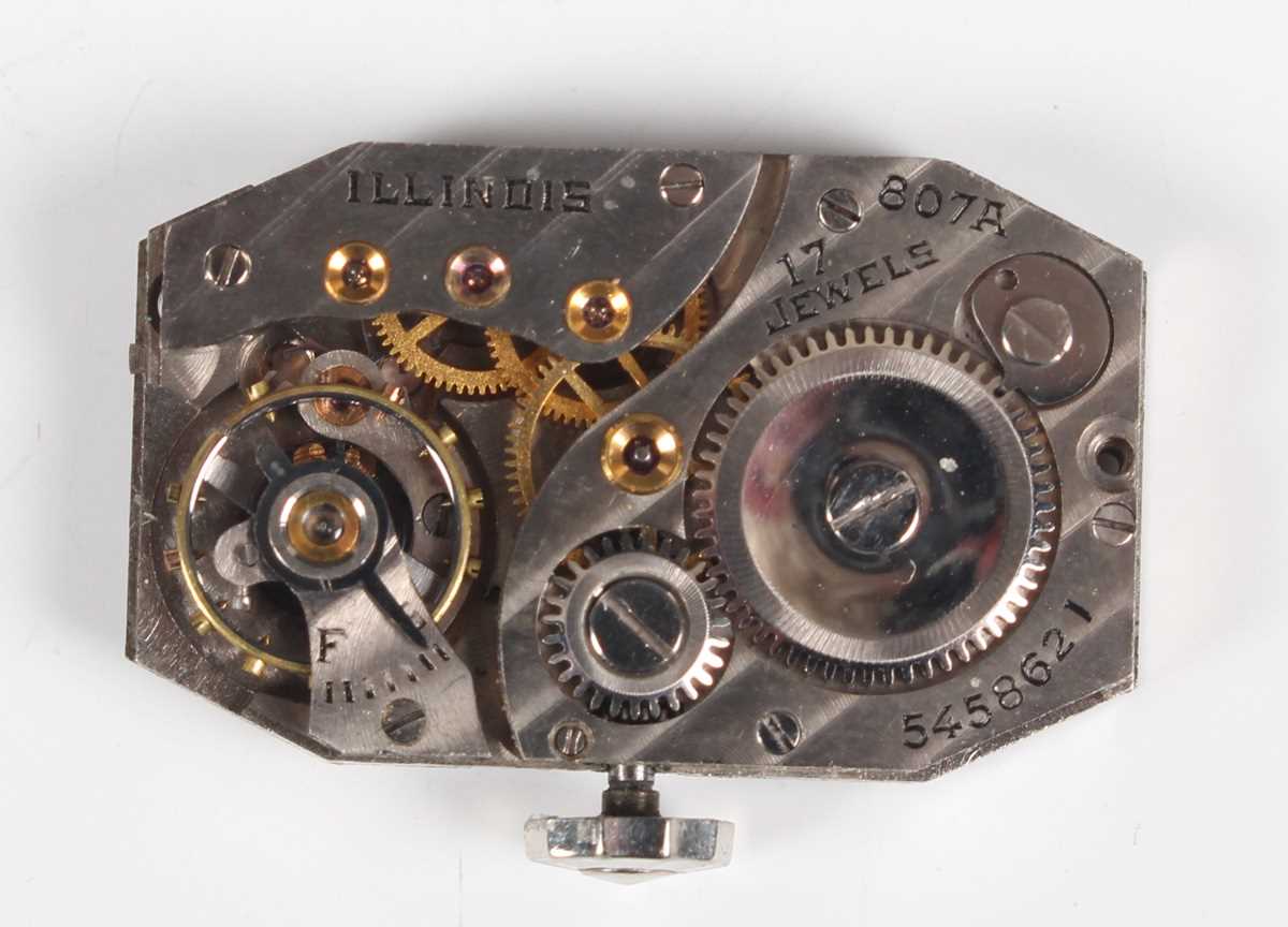 A Bulova Accutron steel lady's bracelet wristwatch with signed silvered dial, case diameter 2.6cm, - Bild 7 aus 23