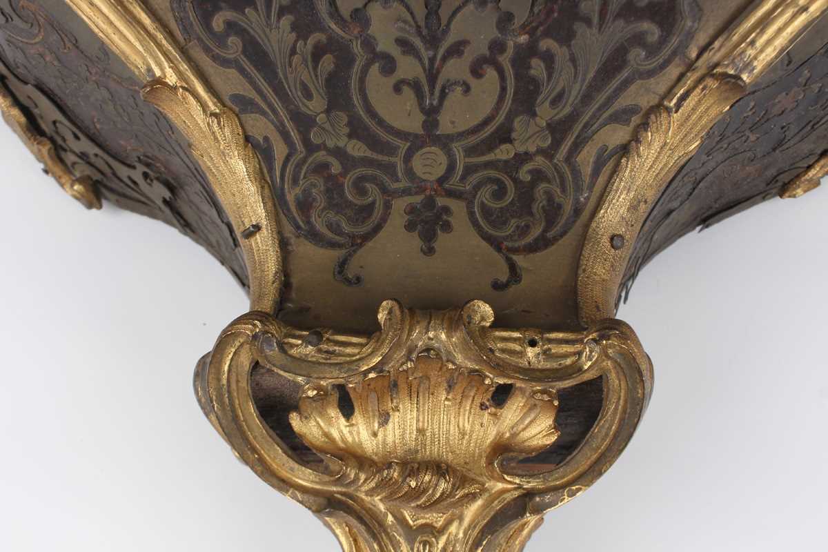 An 18th century French boulle cased bracket clock and bracket, the clock with eight day movement - Image 56 of 70