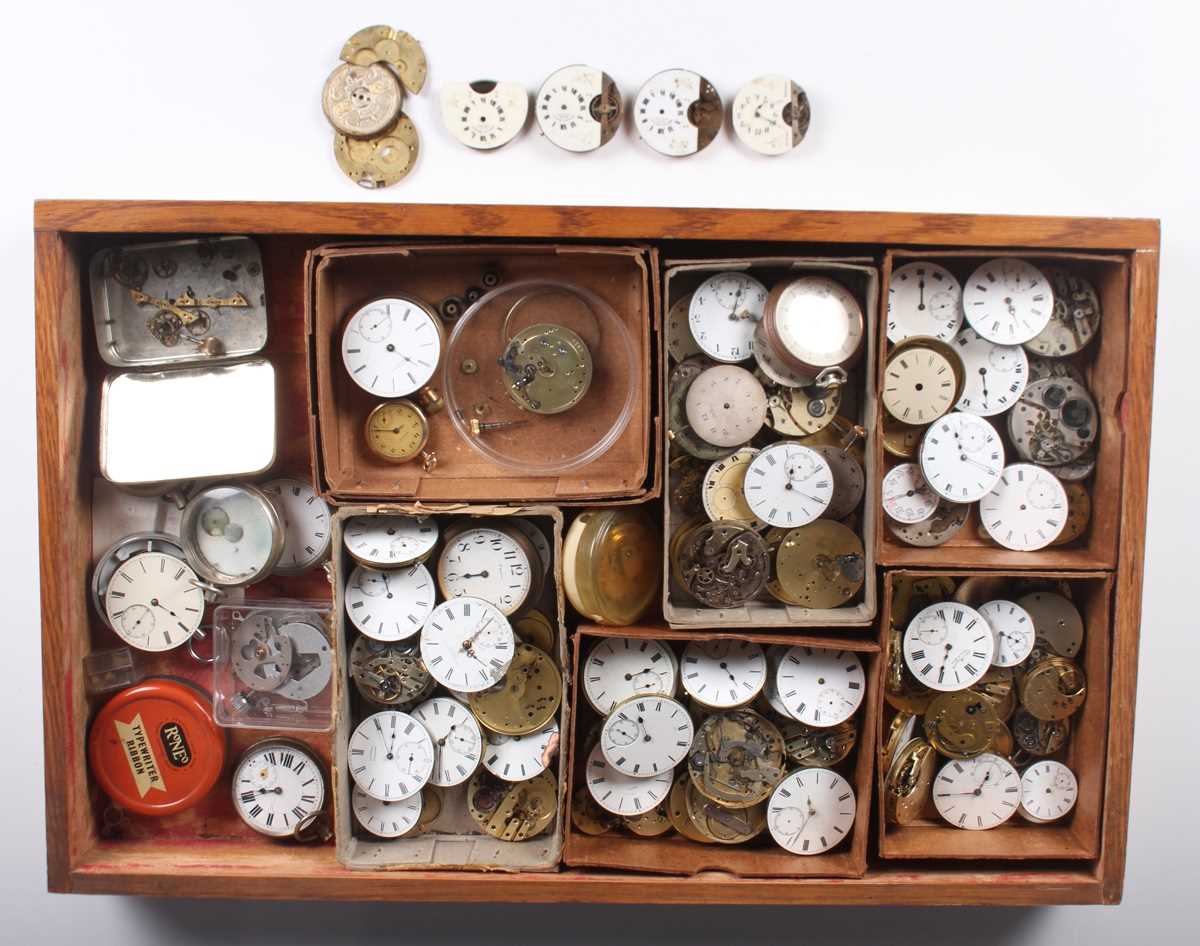 A large collection of pocket watch cases, movements and dials, including numerous Waltham examples - Bild 2 aus 11