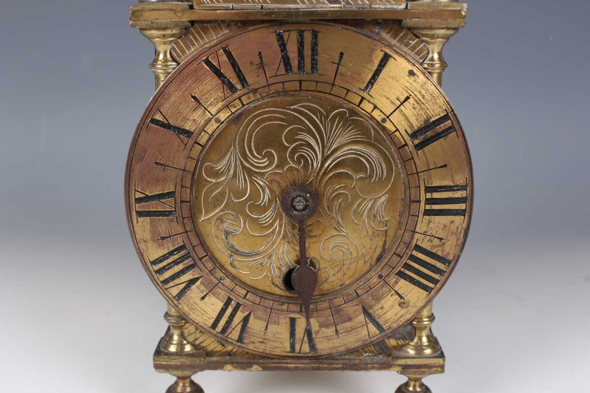 A mid-17th century style brass lantern timepiece with Coventry Astral movement, the chapter ring - Bild 2 aus 8