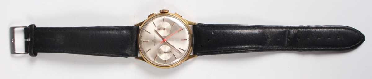 A Breitling Genève gilt metal fronted and steel backed gentleman's chronograph wristwatch, Ref. - Image 5 of 5