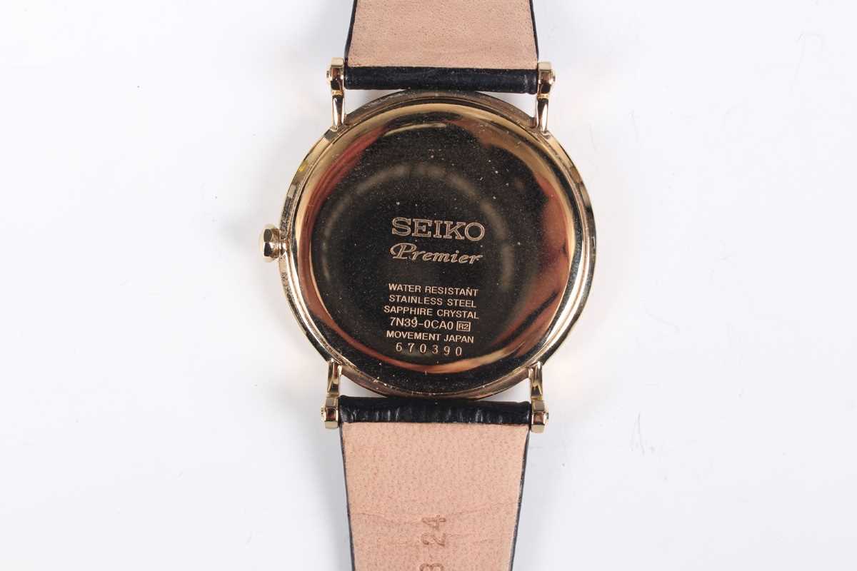 A Seiko Chronograph 100M gilt metal gentleman's bracelet wristwatch with quartz movement, the signed - Bild 7 aus 11