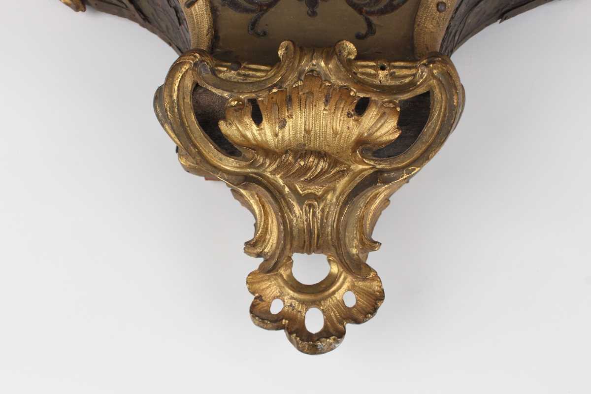 An 18th century French boulle cased bracket clock and bracket, the clock with eight day movement - Image 57 of 70
