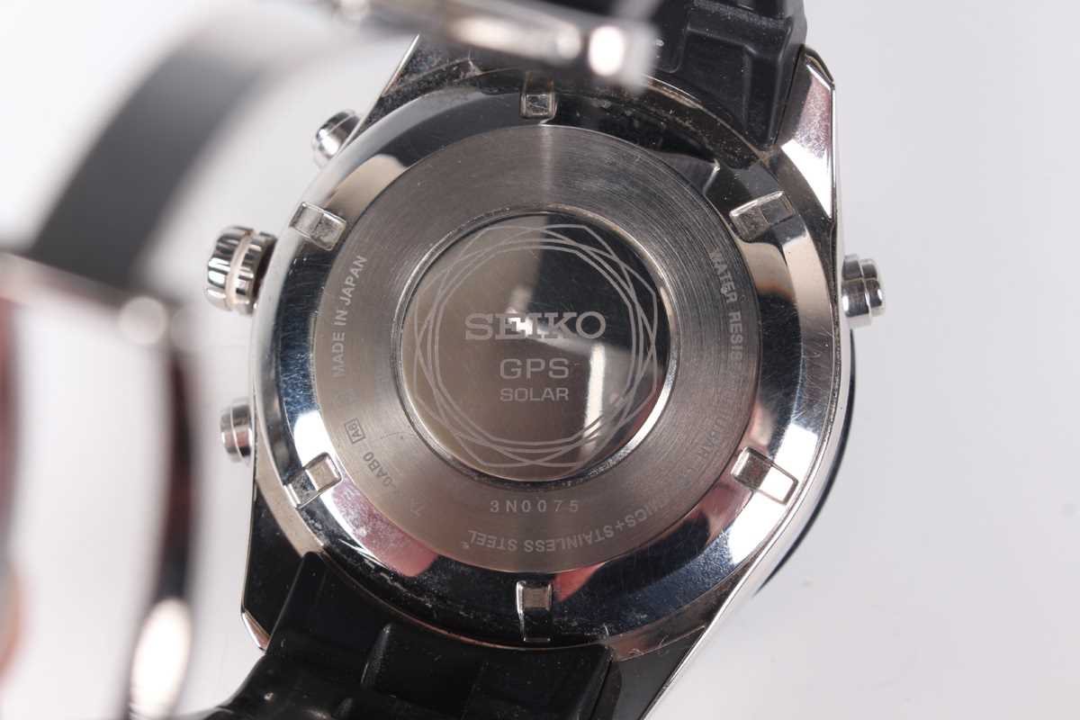 A Seiko GPS Solar Astron black ceramic and stainless steel gentleman's wristwatch, Ref. 7X52-0AB0, - Image 2 of 5