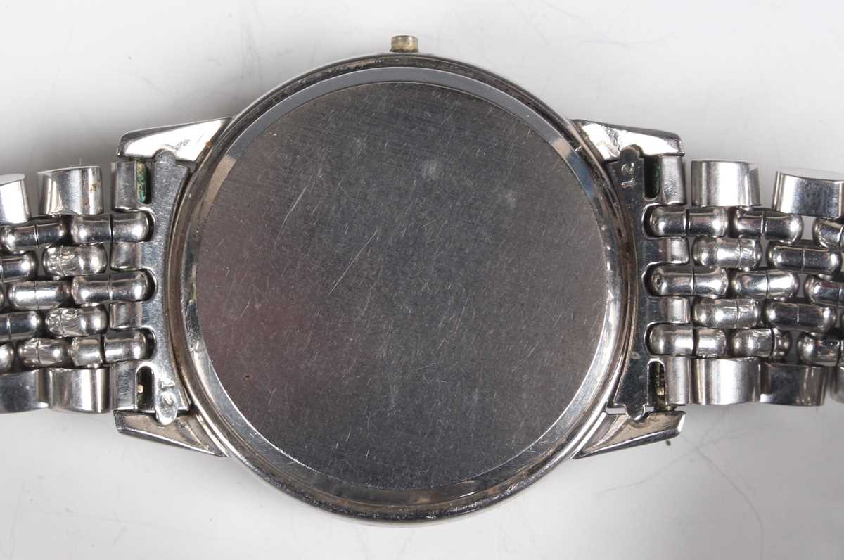 An Omega Genève stainless steel gentleman's bracelet wristwatch, circa 1961, the signed and jewelled - Image 4 of 6