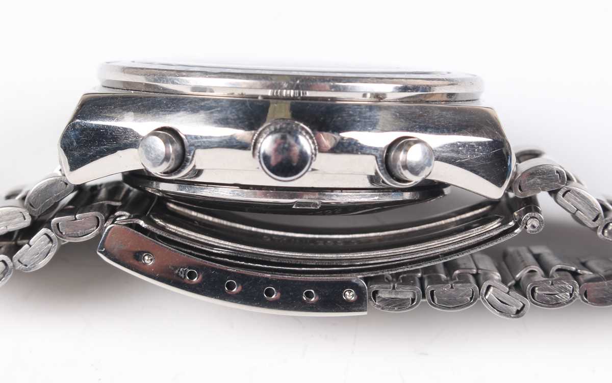 A Seiko Kakume Speed-Timer stainless steel gentleman's bracelet wristwatch, Ref. 6138-0030, circa - Image 5 of 6