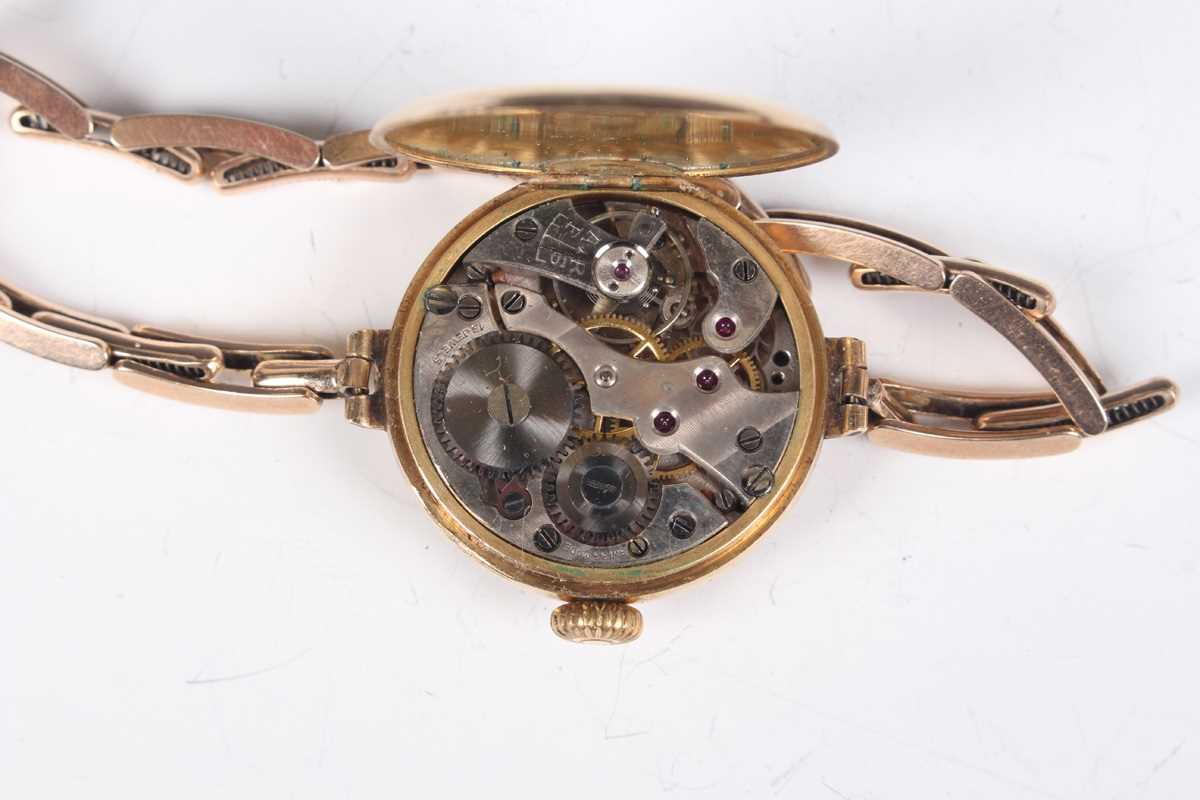 A J.W. Benson London 9ct gold circular cased lady’s wristwatch, the jewelled lever movement detailed - Image 2 of 6