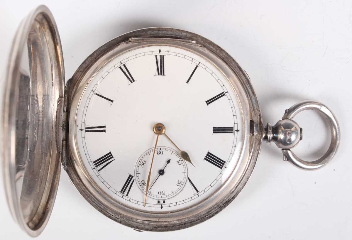 A late Victorian silver hunting cased keywind gentleman's pocket watch, the gilt three-quarter plate - Image 2 of 11