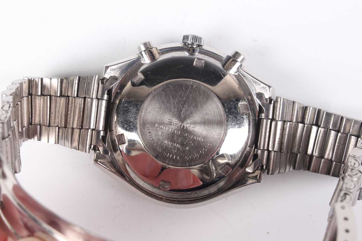 A Seiko Kakume Speed-Timer stainless steel gentleman's bracelet wristwatch, Ref. 6138-0030, circa - Image 4 of 6