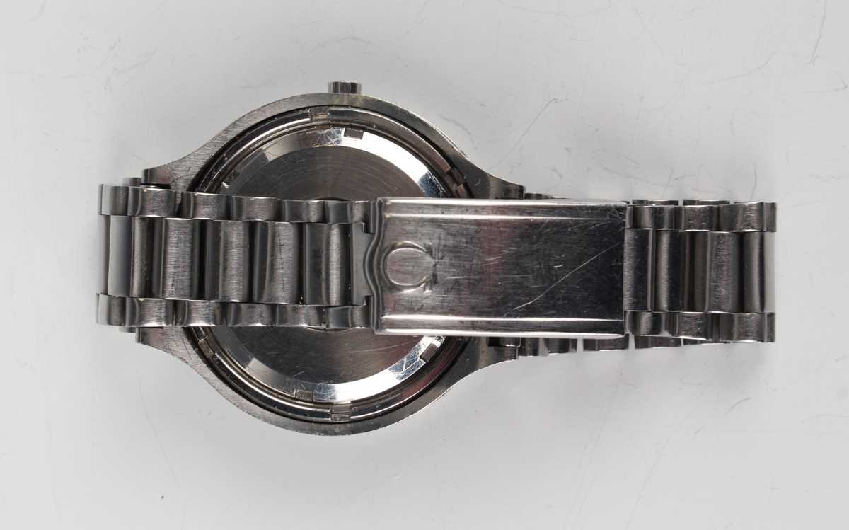 An Omega Electronic F300 Hz Seamaster Chronometer steel cased gentleman's bracelet wristwatch, circa - Image 7 of 7