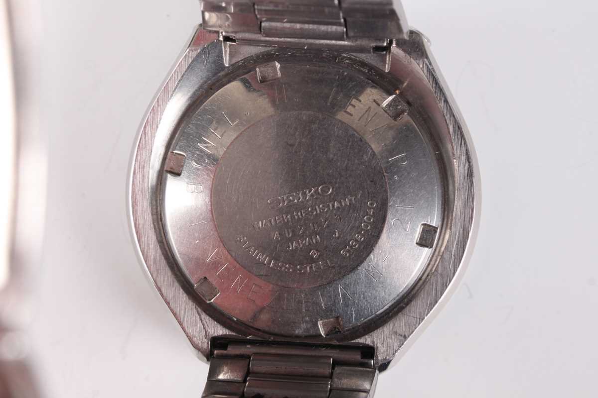 A Seiko 'Bullhead' 5 Sports Speed-Timer Chronograph stainless steel gentleman's bracelet wristwatch, - Image 4 of 6