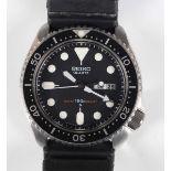 A Seiko Quartz 150M stainless steel cased gentleman's diver's wristwatch, Ref. 7548-7000, circa