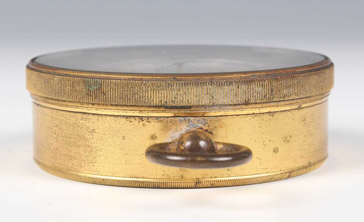 A late 19th century gilt brass pocket barometer altimeter, the silvered dial with semicircular - Bild 5 aus 13