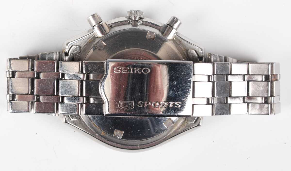 A Seiko Kakume 5 Sports Speed-Timer stainless steel gentleman's bracelet wristwatch, Ref. 6138-0030, - Image 6 of 6