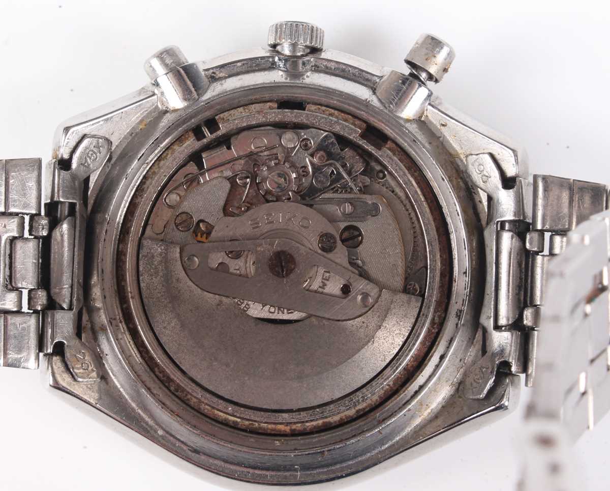 A Seiko Kakume 5 Sports Speed-Timer stainless steel gentleman's bracelet wristwatch, Ref. 6138-0030, - Image 2 of 6