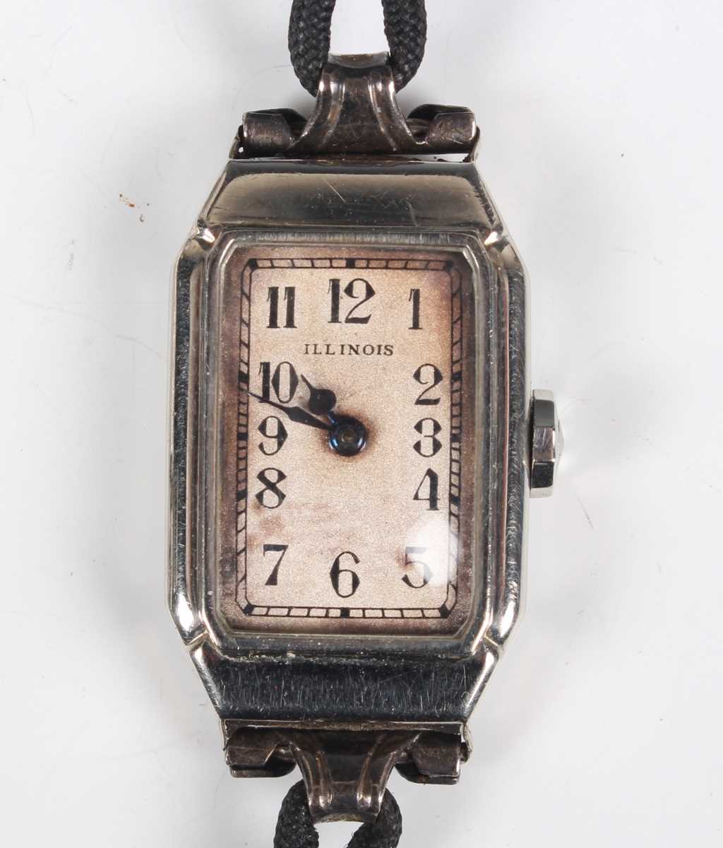 A Bulova Accutron steel lady's bracelet wristwatch with signed silvered dial, case diameter 2.6cm, - Bild 6 aus 23