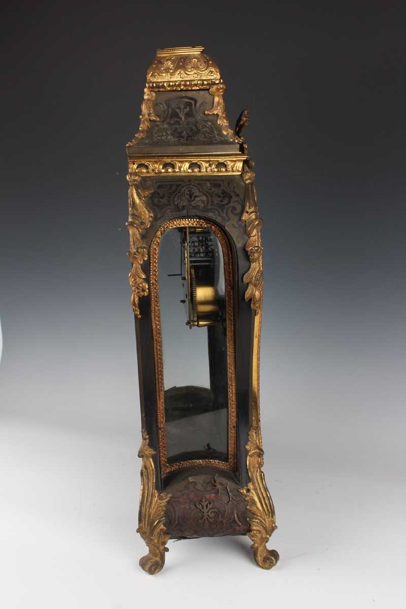 An 18th century French boulle cased bracket clock and bracket, the clock with eight day movement - Image 14 of 70