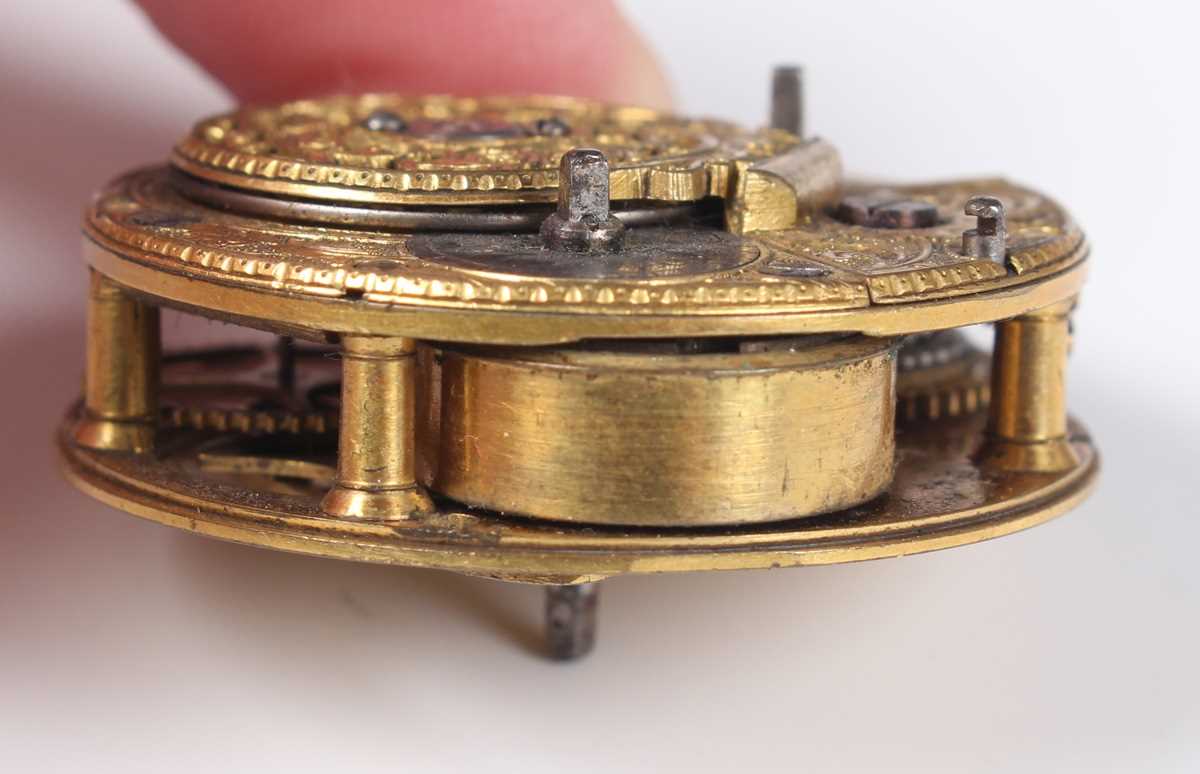 An early 18th century white enamelled pocket watch dial with black Roman hour numerals, outer Arabic - Bild 10 aus 24