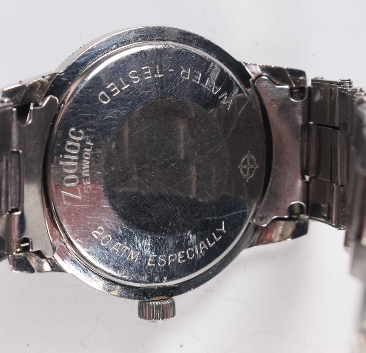 A Zodiac Sea Wolf Automatic stainless steel gentleman's bracelet wristwatch, circa 1960s, with - Bild 2 aus 7