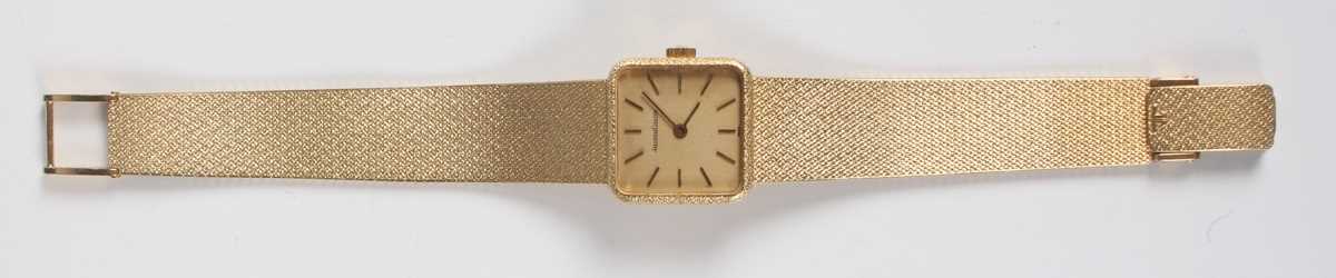 A Jaeger-LeCoultre 18ct gold lady's bracelet wristwatch with signed and jewelled 846 caliber - Image 6 of 7