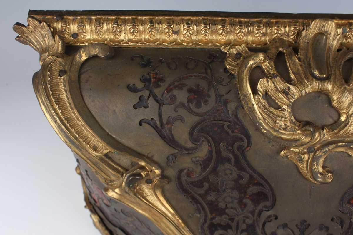 An 18th century French boulle cased bracket clock and bracket, the clock with eight day movement - Image 53 of 70