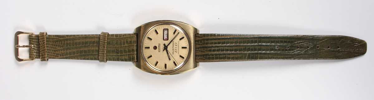 A Roamer Mustang D & D Indianapolis gilt metal fronted and steel backed gentleman's wristwatch, Ref. - Image 4 of 4