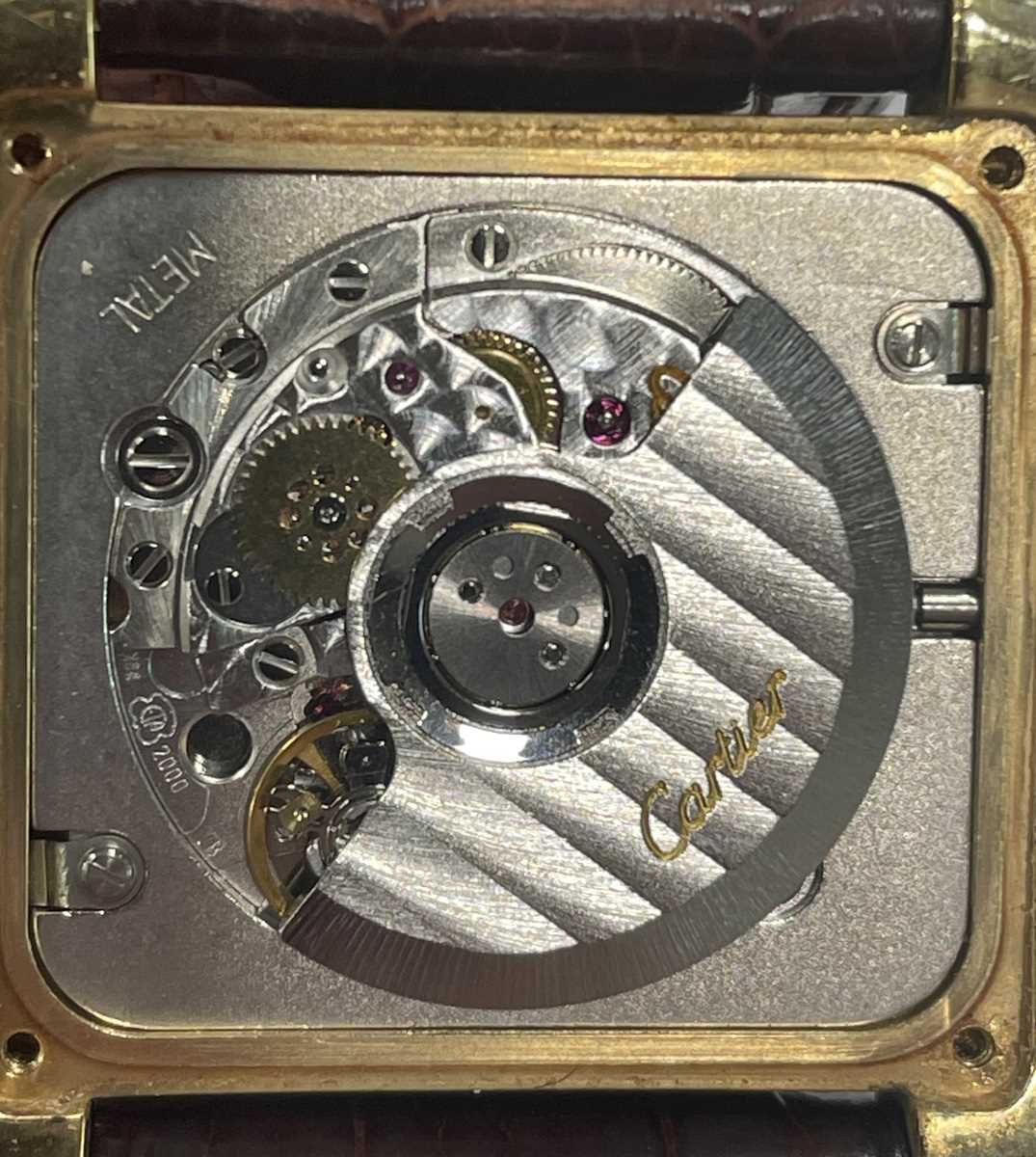A Cartier Tank Française Automatic 18ct gold cased gentleman's wristwatch, Ref. 1840, with signed - Bild 6 aus 7