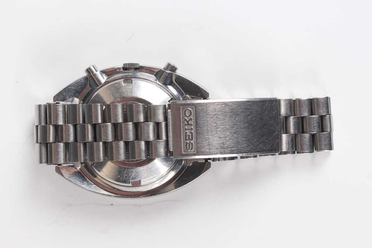 A Seiko 'Pogue' Chronograph Automatic stainless steel gentleman's bracelet wristwatch. Ref. 6139- - Bild 6 aus 6