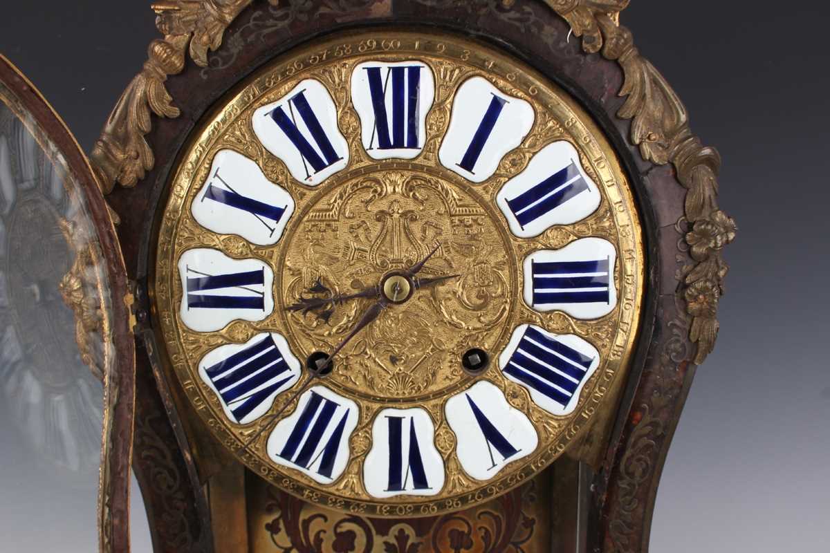 An 18th century French boulle cased bracket clock and bracket, the clock with eight day movement - Image 2 of 70