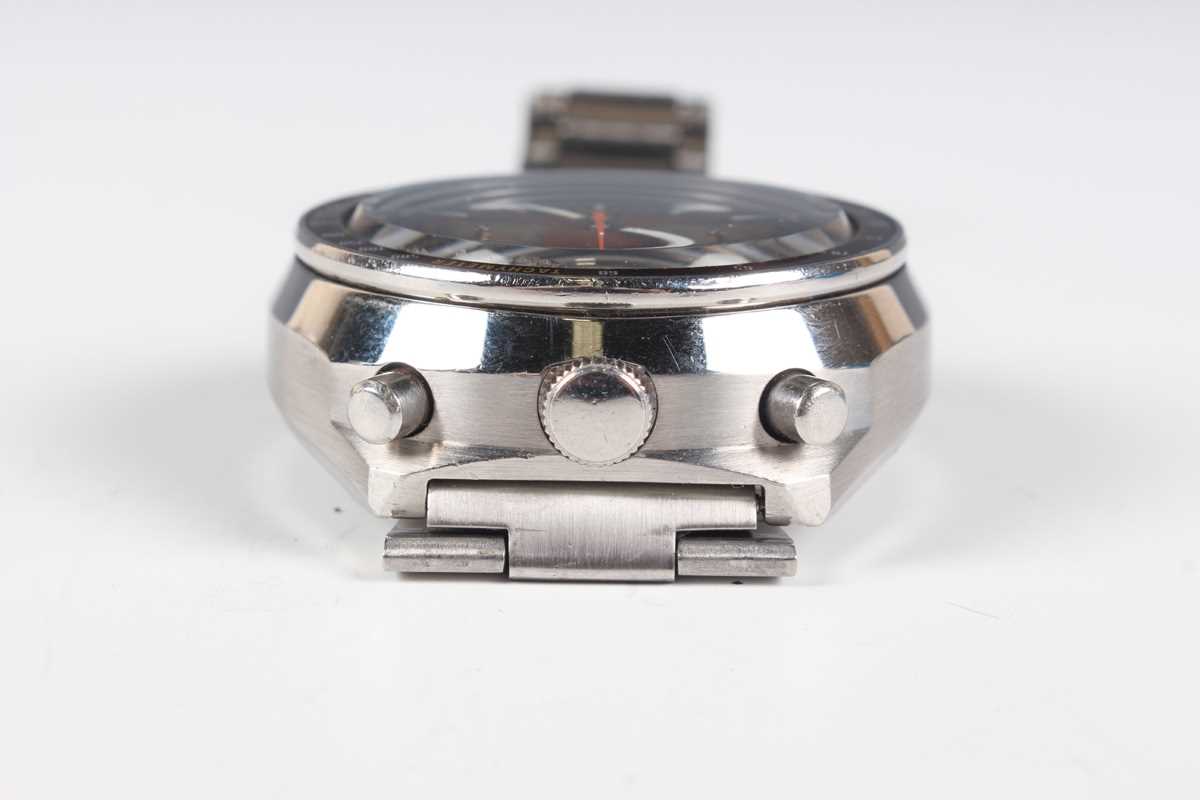 A Seiko 'Bullhead' 5 Sports Speed-Timer Chronograph stainless steel gentleman's bracelet wristwatch, - Image 5 of 6