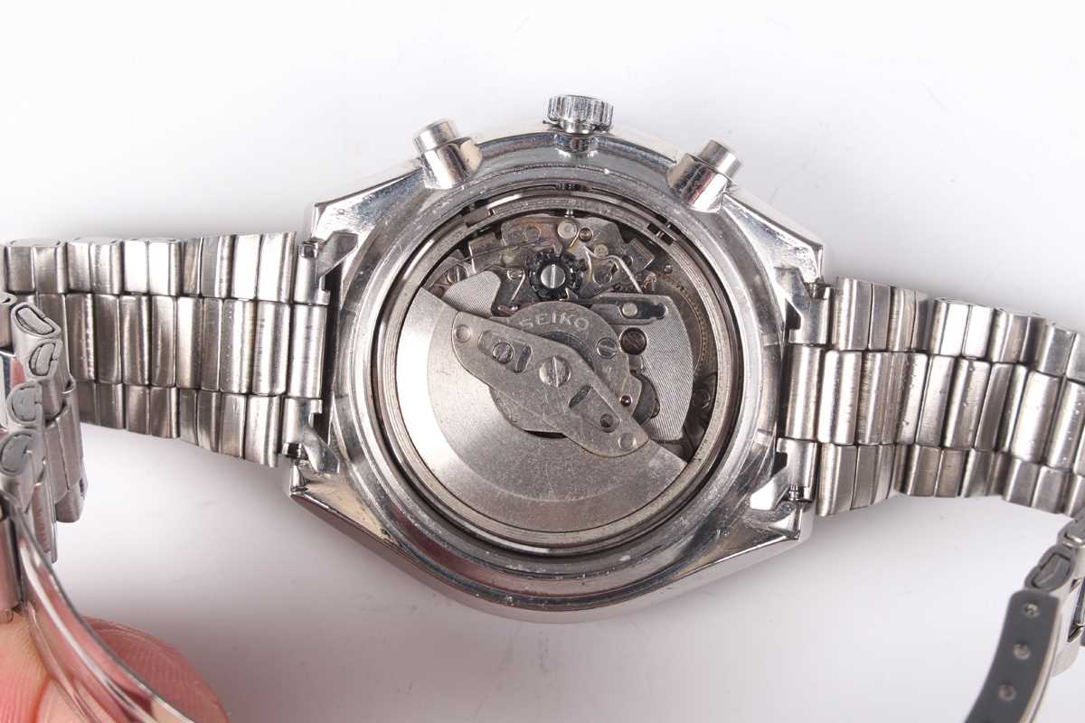 A Seiko Kakume Speed-Timer stainless steel gentleman's bracelet wristwatch, Ref. 6138-0030, circa - Image 3 of 6