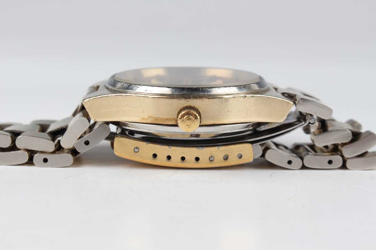 An Omega Electronic F300 Hz Seamaster Chronometer gilt metal fronted and steel backed gentleman's - Image 5 of 7