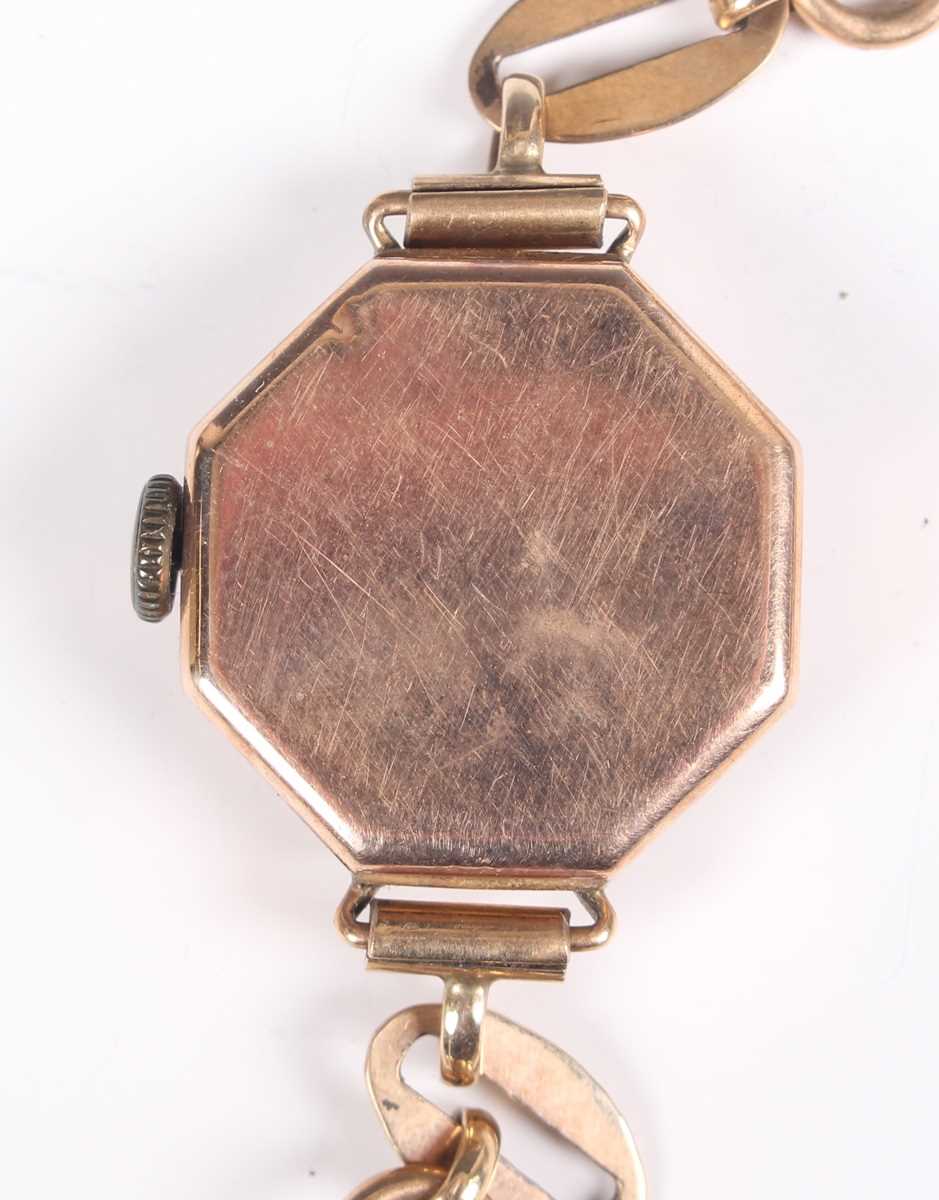 An Accurist 9ct gold octagonal cased lady's wristwatch on a 9ct gold bracelet, total weight 16.4g, - Image 5 of 14