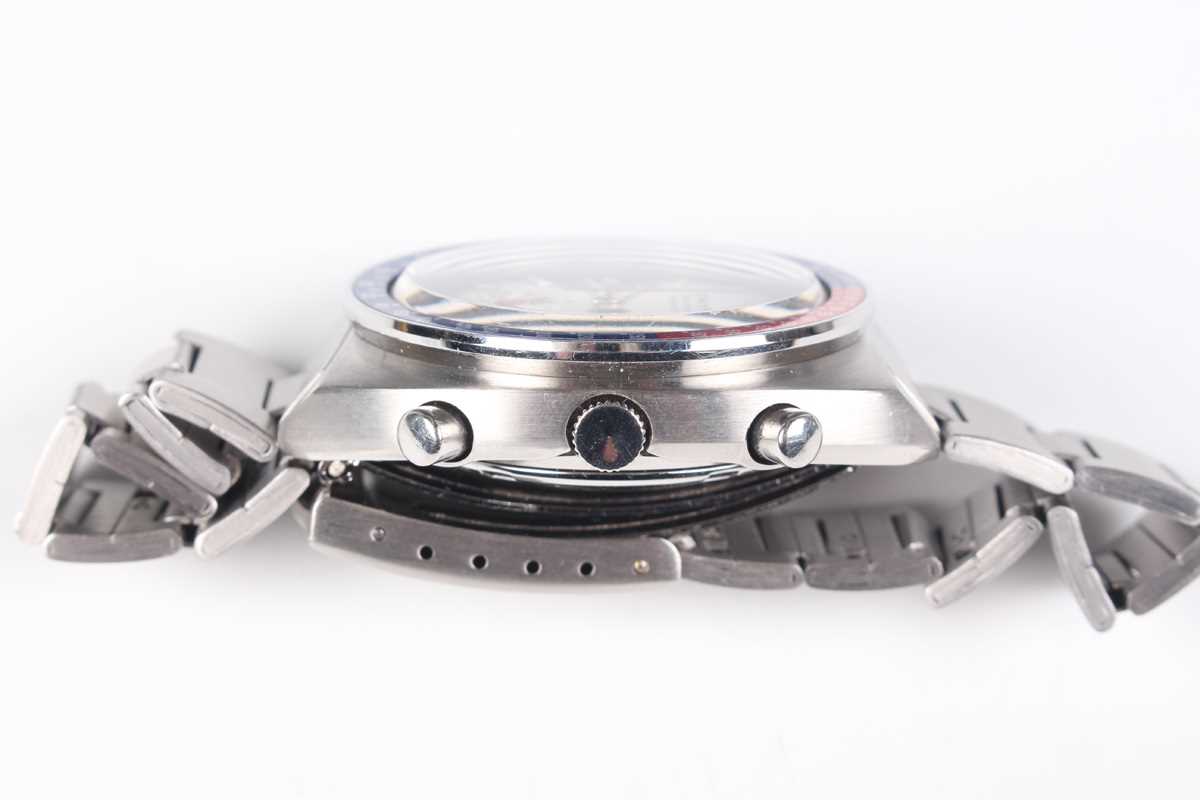 A Seiko Chronograph Automatic stainless steel gentleman's bracelet wristwatch, Ref. 6139-6002, circa - Image 5 of 5