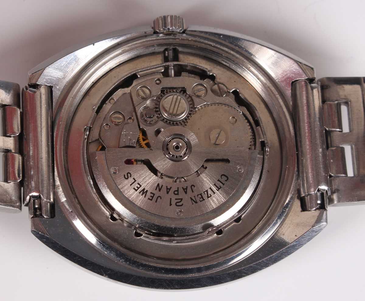 A Helvetia Automatic gilt metal fronted and steel backed square cased gentleman's wristwatch with - Image 7 of 16