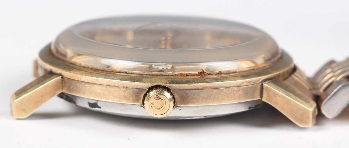 An Omega Automatic Constellation gilt metal gentleman's bracelet wristwatch, the signed silvered - Bild 3 aus 4