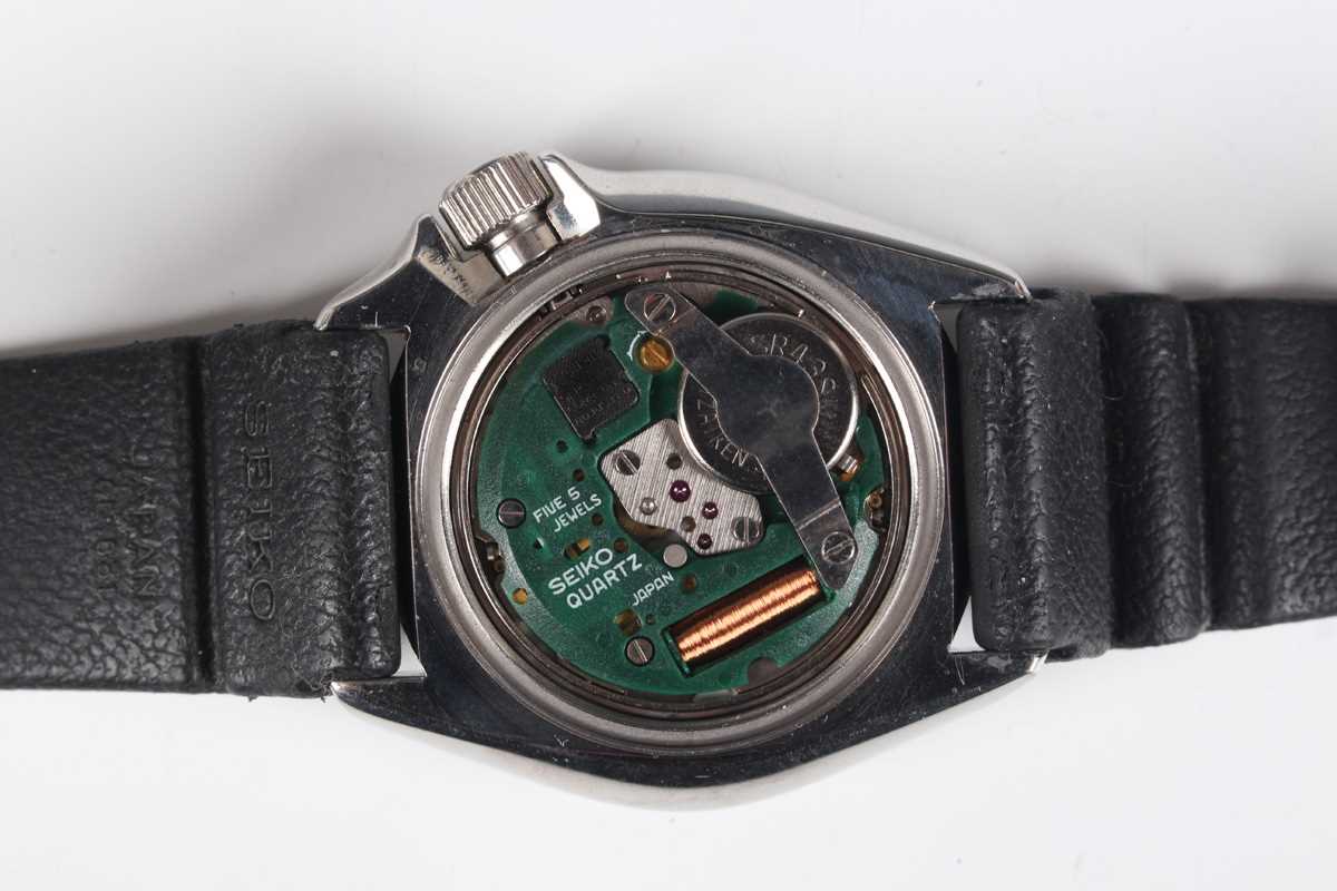 A Seiko Quartz 150M stainless steel cased gentleman's diver's wristwatch, Ref. 7548-7000, circa - Image 2 of 5
