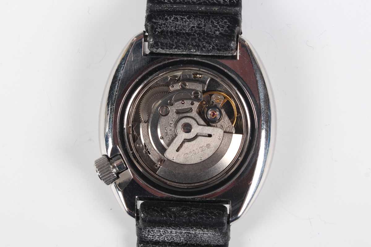 A Seiko Automatic Scubapro 450 150M stainless steel cased gentleman's diver's wristwatch, Ref. - Bild 3 aus 7