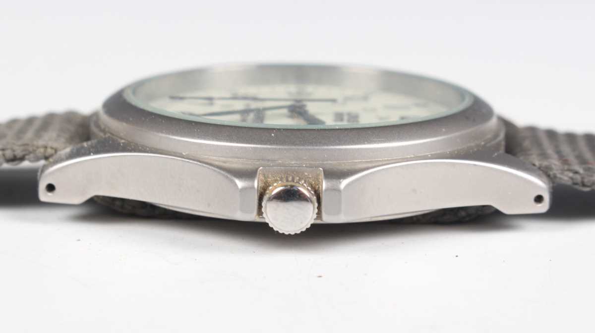 A Bulova Accutron steel lady's bracelet wristwatch with signed silvered dial, case diameter 2.6cm, - Image 22 of 23