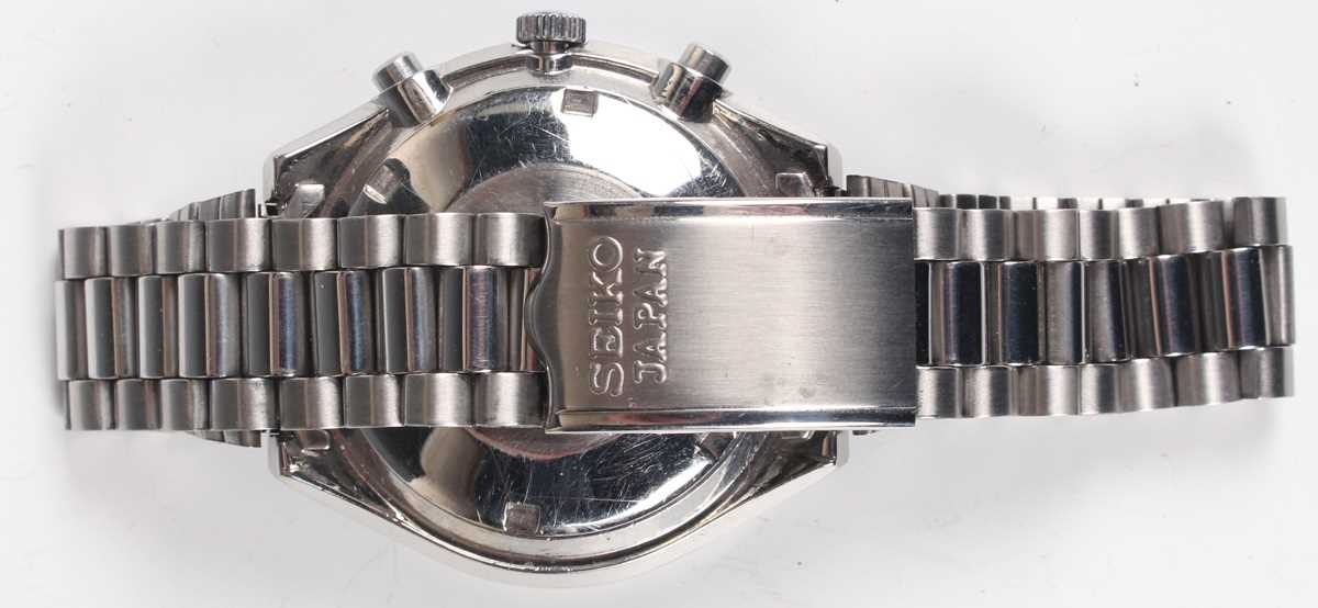 A Seiko Kakume Speed-Timer stainless steel gentleman's bracelet wristwatch, Ref. 6138-0030, circa - Image 6 of 6