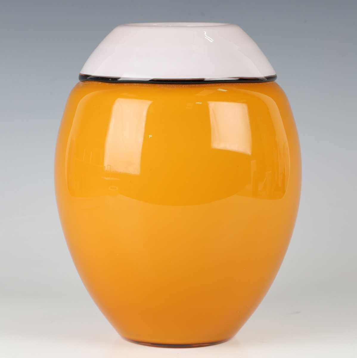 A Lino Tagliapietra for Effetre International Murano glass vase, dated 1985, the opaque white - Image 2 of 4