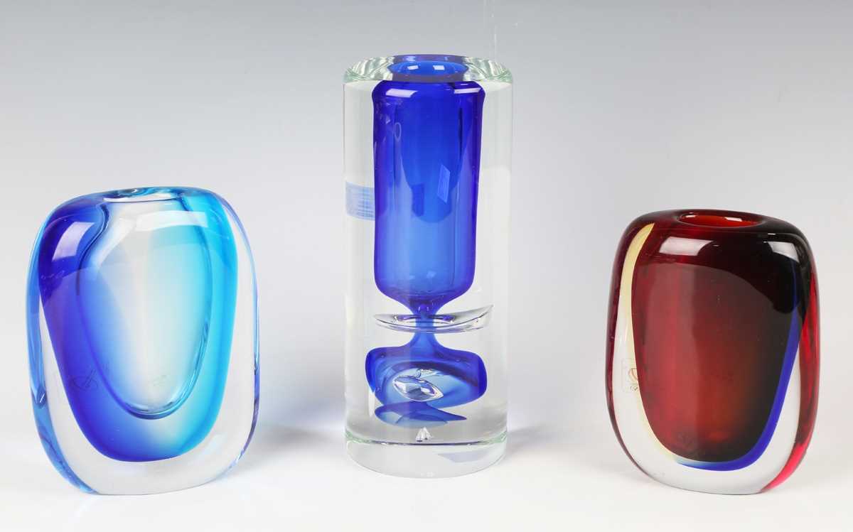 Two Vetreria Artistica Oball Murano sommerso glass vases, early 20th century, both of U-shape, the