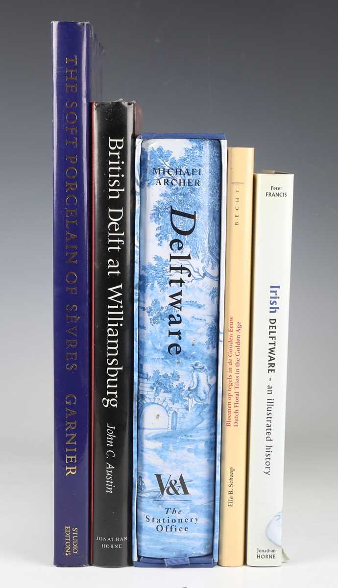 Twelve pottery and porcelain reference books, including Delftware The Tin-Glazed Earthenware of