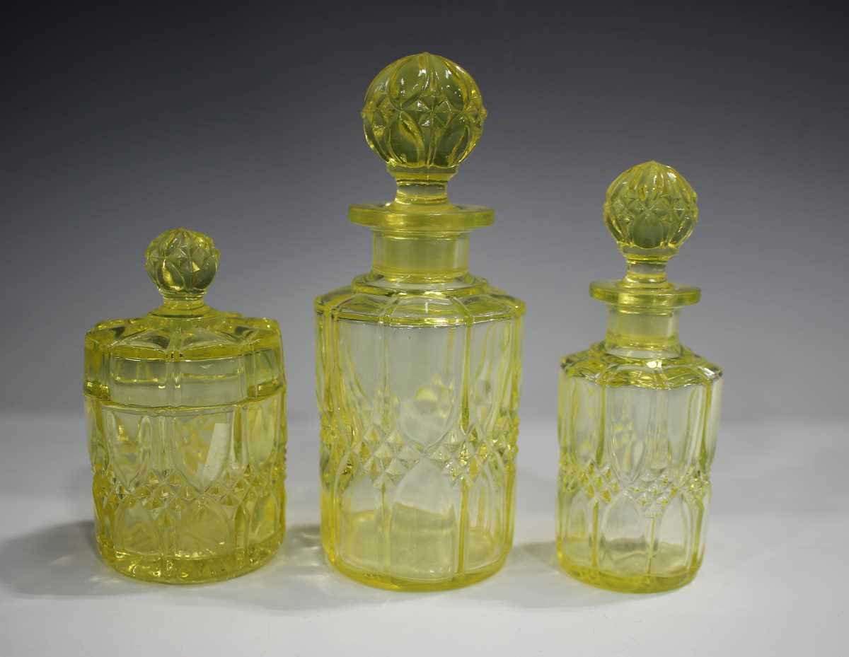 A graduated set of three Baccarat amberina glass scent bottles and stoppers, early 20th century, - Image 5 of 5