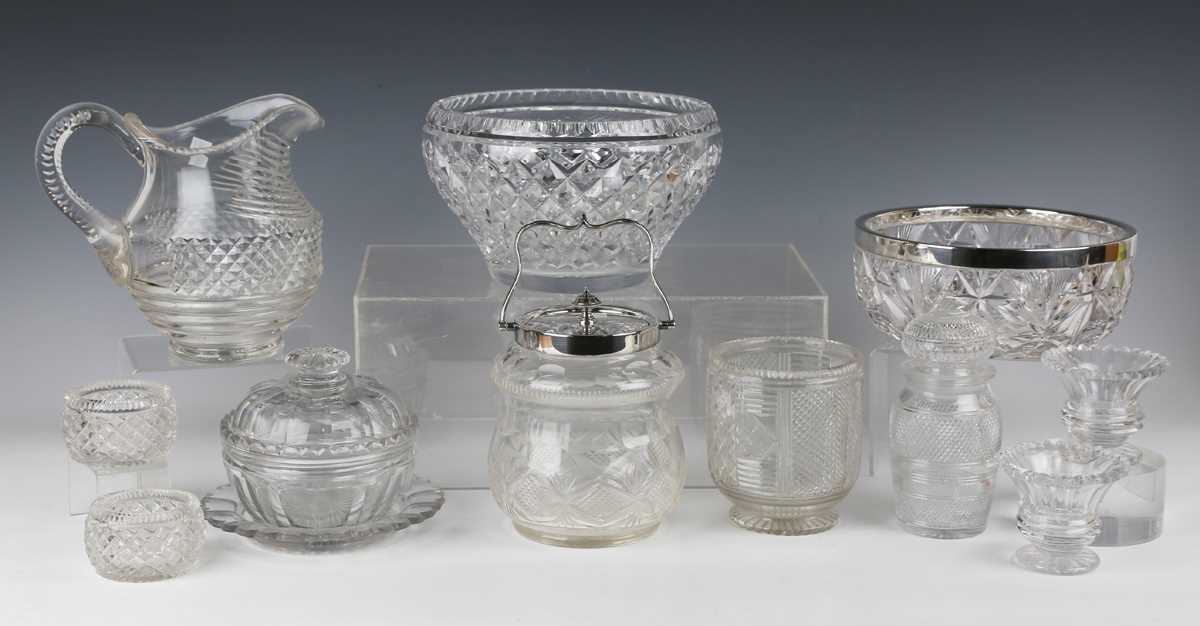 A pair of decanters and stoppers, early 20th century, each with an overall strawberry diamond - Image 4 of 4