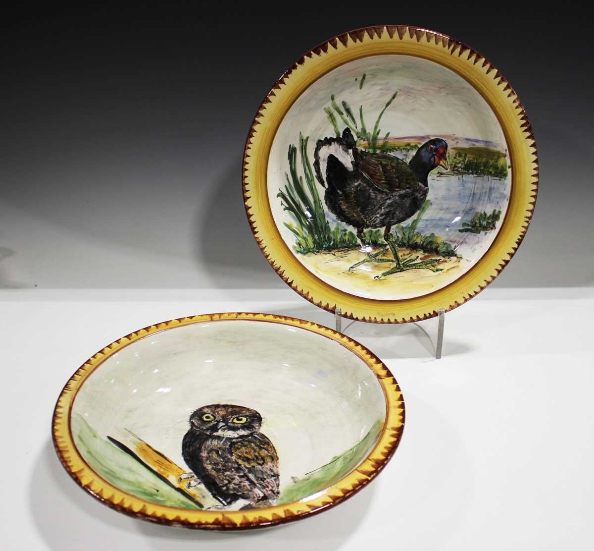 Two Italian pottery circular bowls, the first painted with a moorhen, the second an owl, each 35.5cm - Image 2 of 6