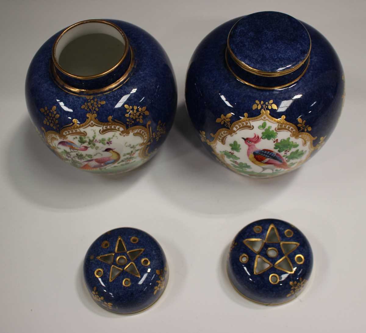 A Royal Crown Derby 1128 Japan pattern diminutive vase, dated 1904, red printed and painted - Image 15 of 18