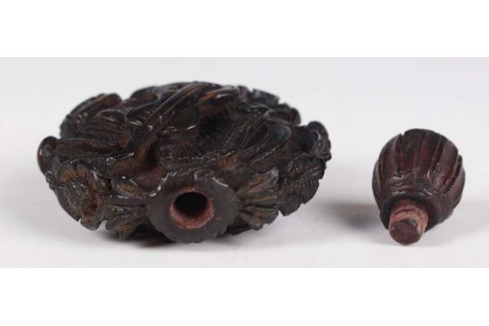 A Chinese Canton export tortoiseshell diminutive snuff bottle and stopper, probably late Qing - Image 10 of 17