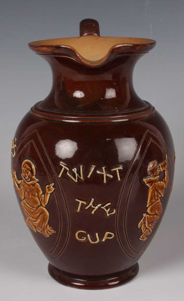 A Royal Doulton Kingsware Master of the Hounds whisky flagon, with fox head spout, the fox's tail - Image 14 of 15